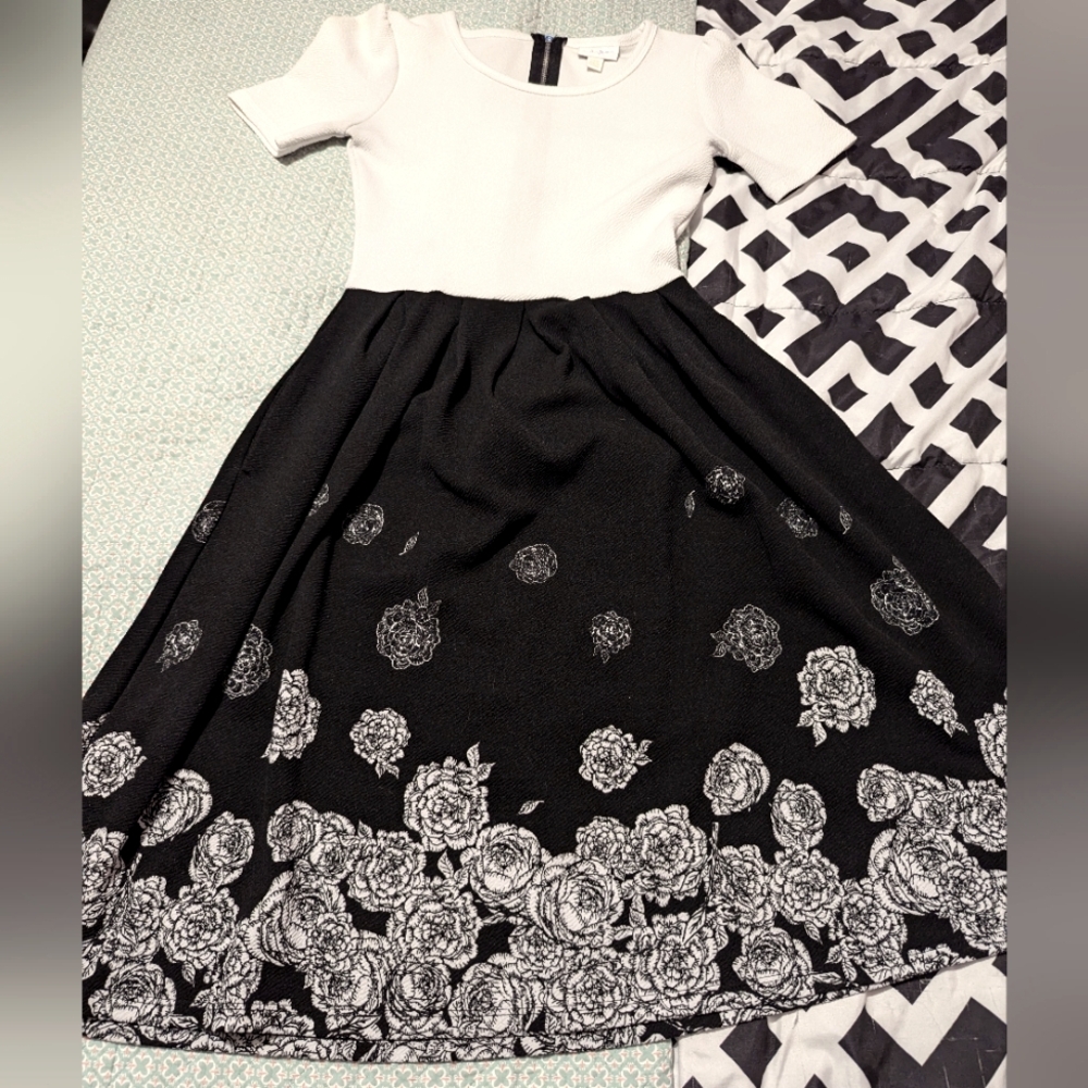 LuLaRoe Amelia dress XXS